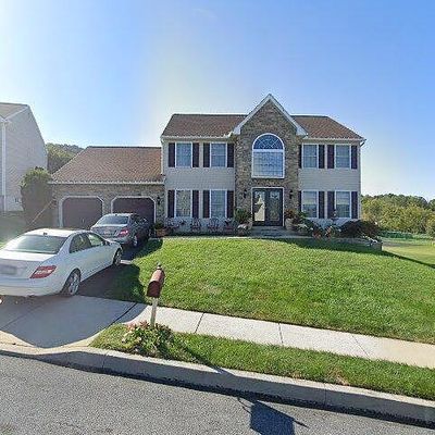 13 Crestview Dr, Reading, PA 19608