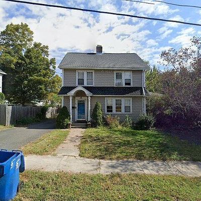 16 Pine St, West Springfield, MA 01089