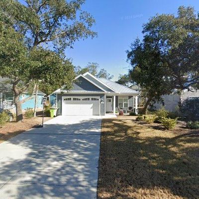 162 Nw 9th Street Oak Island, Island, NC 28465