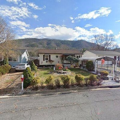 1644 Maple Ave, Buena Vista, VA 24416