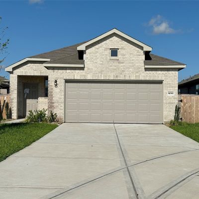 16741 Oak Bough Dr, Conroe, TX 77302