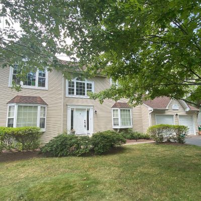 17 Trellis Way, Robbinsville, NJ 08691