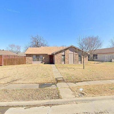 1701 Golden Grove Dr, Mesquite, TX 75149