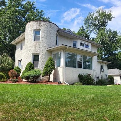 172 Lakeview Avenue, Leonia, NJ 07605