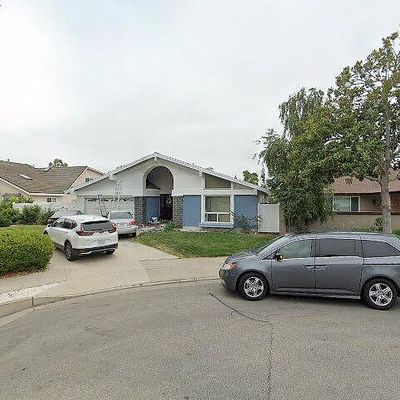 1782 Green Meadow Ave, Tustin, CA 92780