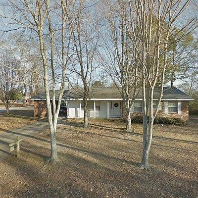 18 Seago St, Belmont, MS 38827