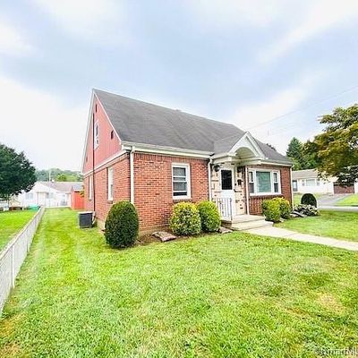 154 Park Ave, Derby, CT 06418