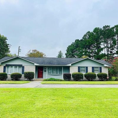 158 Lincoln Ave, Fitzgerald, GA 31750