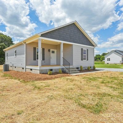 158 Wetmore Rd, Woodleaf, NC 27054