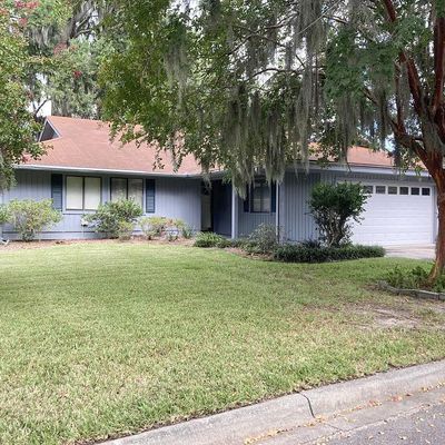 2 Lauren Ct, Savannah, GA 31419