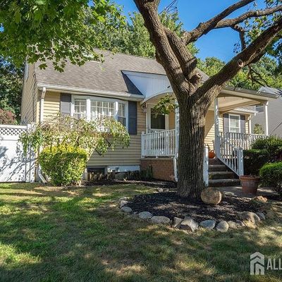 20 Joyce Pl, Parlin, NJ 08859