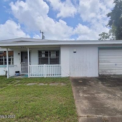 203 N Deleon Ave, Titusville, FL 32796