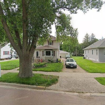 206 N Central Ave, Truman, MN 56088