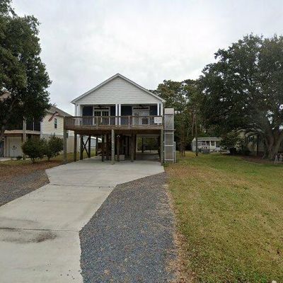 210 Ne 65th Street Oak Island, Island, NC 28465