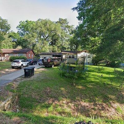 2110 Harriet Dr, Tallahassee, FL 32303