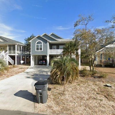 218 Ne 52nd Street Oak Island, Island, NC 28465