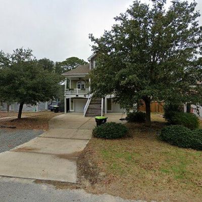 219 Ne 57th Street Oak Island, Island, NC 28465