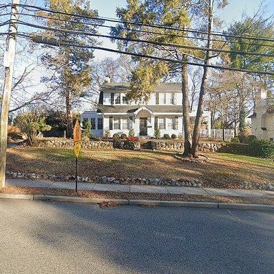 22 Main St, Emerson, NJ 07630