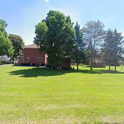 220 Adams Ave Se, Madelia, MN 56062