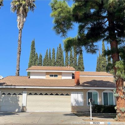 18229 Friar St, Tarzana, CA 91335