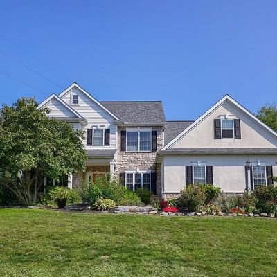 1860 Windy Hill Rd, Lancaster, PA 17602