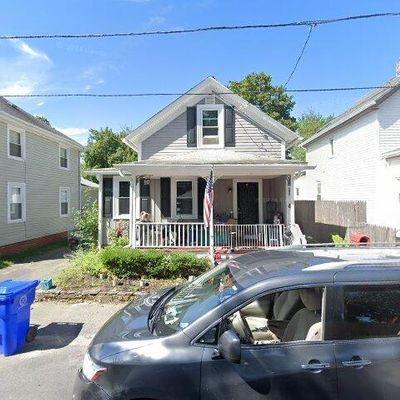 19 Ash St, Riverside, RI 02915