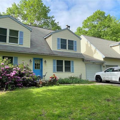 19 Stacy Ln, Tolland, CT 06084