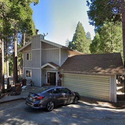 24359 Montreaux Dr, Crestline, CA 92325