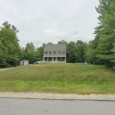 25 Chestnut Dr, Allenstown, NH 03275