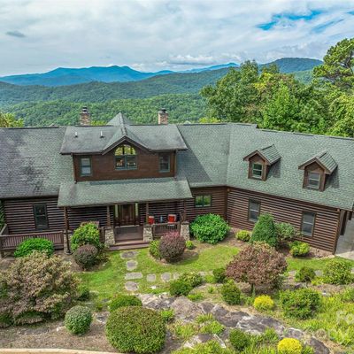 2585 Ivy Ln, Pisgah Forest, NC 28768