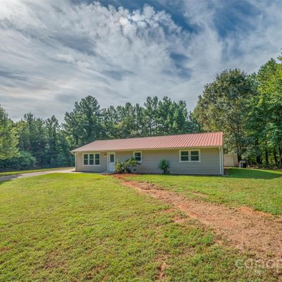 261 Godfrey Rd, Forest City, NC 28043