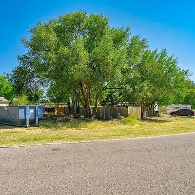 261 E Stewart Dr, Pueblo, CO 81007