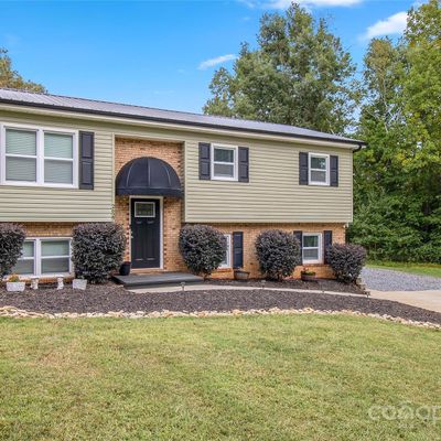 2627 South Ct, Connelly Springs, NC 28612