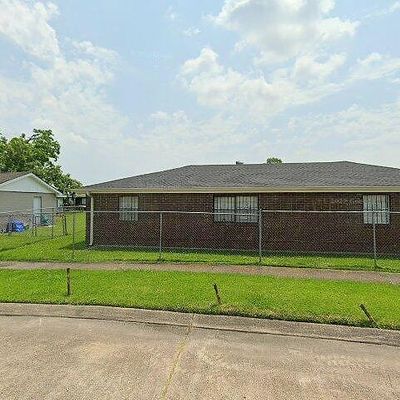 264 Della Ln, Westwego, LA 70094