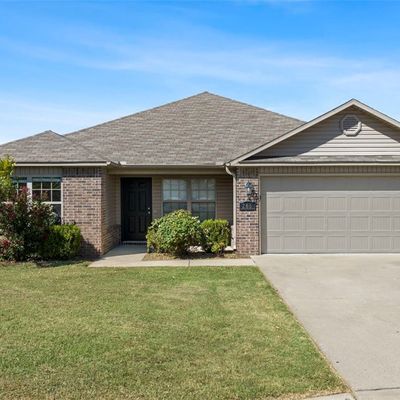 266 Honor Ct, Springdale, AR 72764