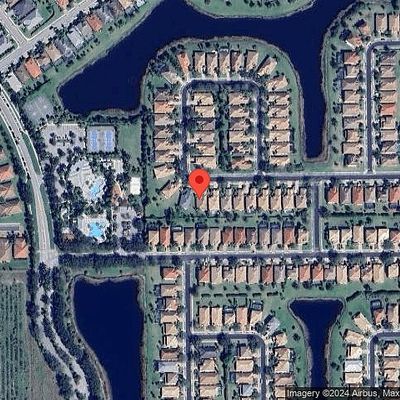 2294 Heydon Cir W, Naples, FL 34120