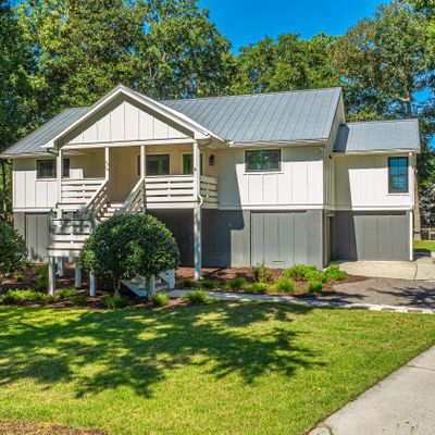 2318 N Palmetto Fort Dr, Mount Pleasant, SC 29466