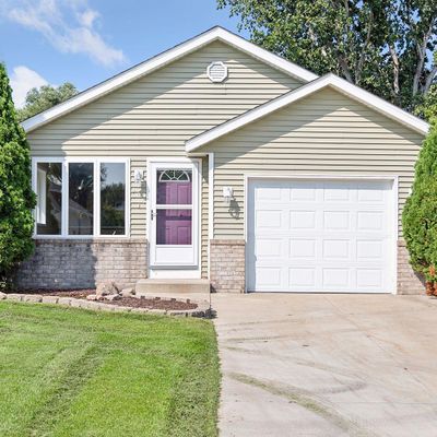 304 Lady Slipper Ave Ne, New Prague, MN 56071