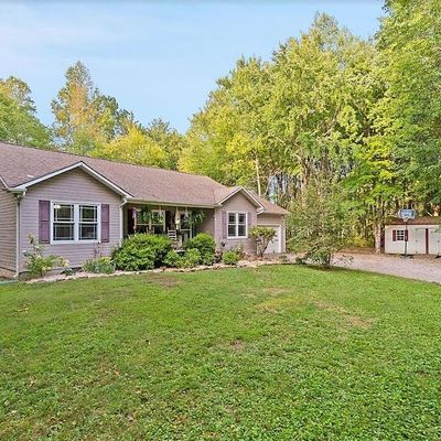 308 E Cove Rd, Monterey, TN 38574