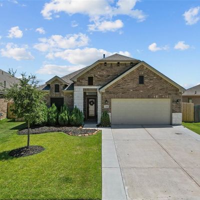 3114 Royal Albatross Dr, Texas City, TX 77590