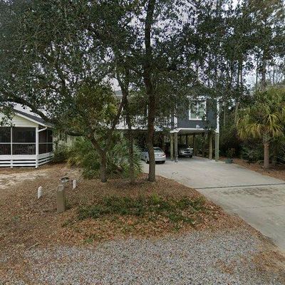 313 Ne 50th Street Oak Island, Island, NC 28465