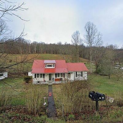 3168 Flatwoods Rd, Coeburn, VA 24230