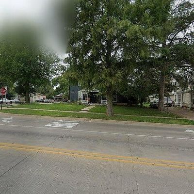 317 S Central Ave, Burlington, IA 52601