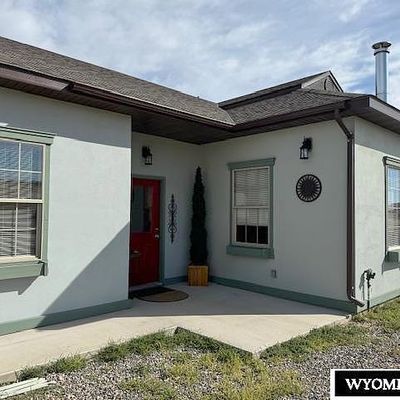 318 Kates St, Thermopolis, WY 82443