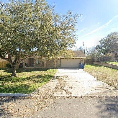 319 Crownhill, Pleasanton, TX 78064