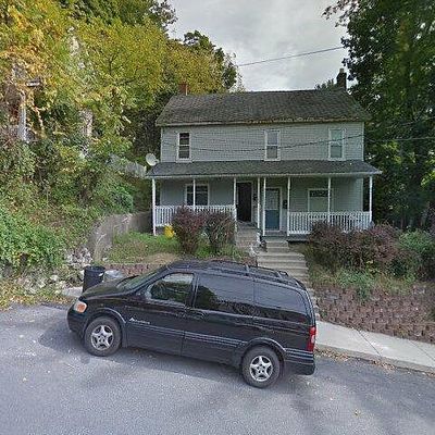 323 S Northampton St, Bangor, PA 18013