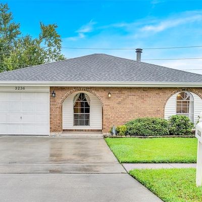 3236 Castle Dr, Kenner, LA 70065