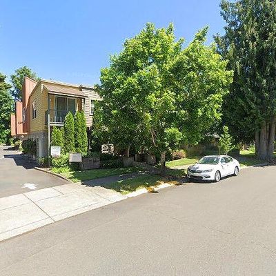 327 Rustic Pl #42, Eugene, OR 97401