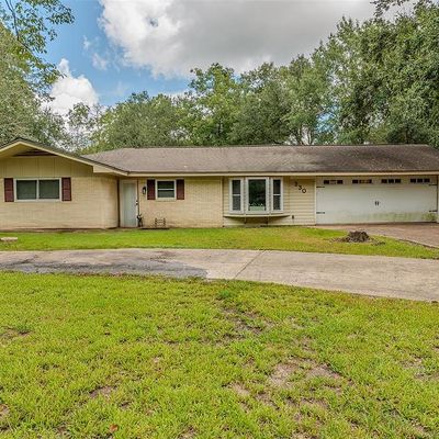 330 Hillcrest St, Lumberton, TX 77657