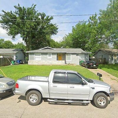 3304 Walnut St, Greenville, TX 75401